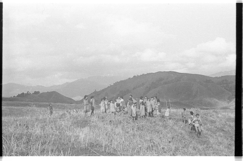 Apatanis gathered to meet Christoph von Fürer-Haimendorf - 