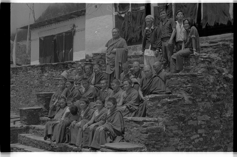 Abbot and nuns of Tashi gompa - 