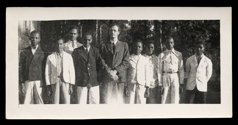 Group photograph with J. T. Hardyman - 