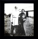 [Elderly couple, near Archangel, sometime between 1917-1919]