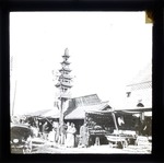 [Harbin gate and market, circa 1915]